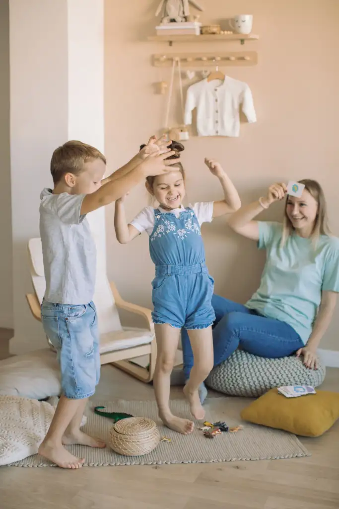 Що таке програма Au Pair – історія, питання й відповіді, як стати Au Pair і жити в іншій країні з родиною?